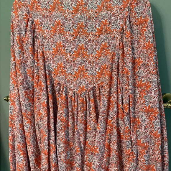 Perfect for Fall’s changeable weather! - Picture 4 of 5